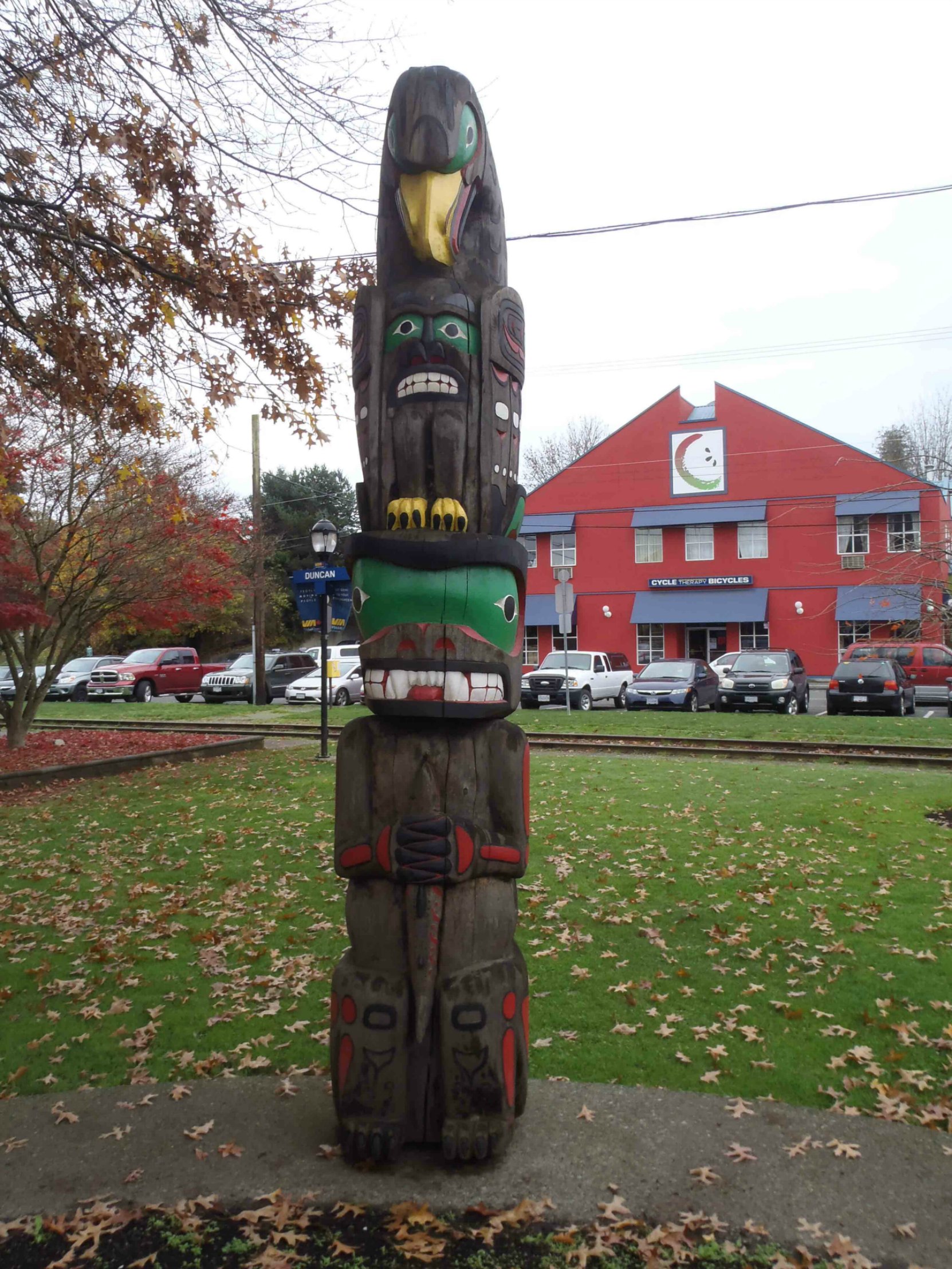 Friendship Pole, Eagle figure, Charles Hoey Park, Duncan, B.C.