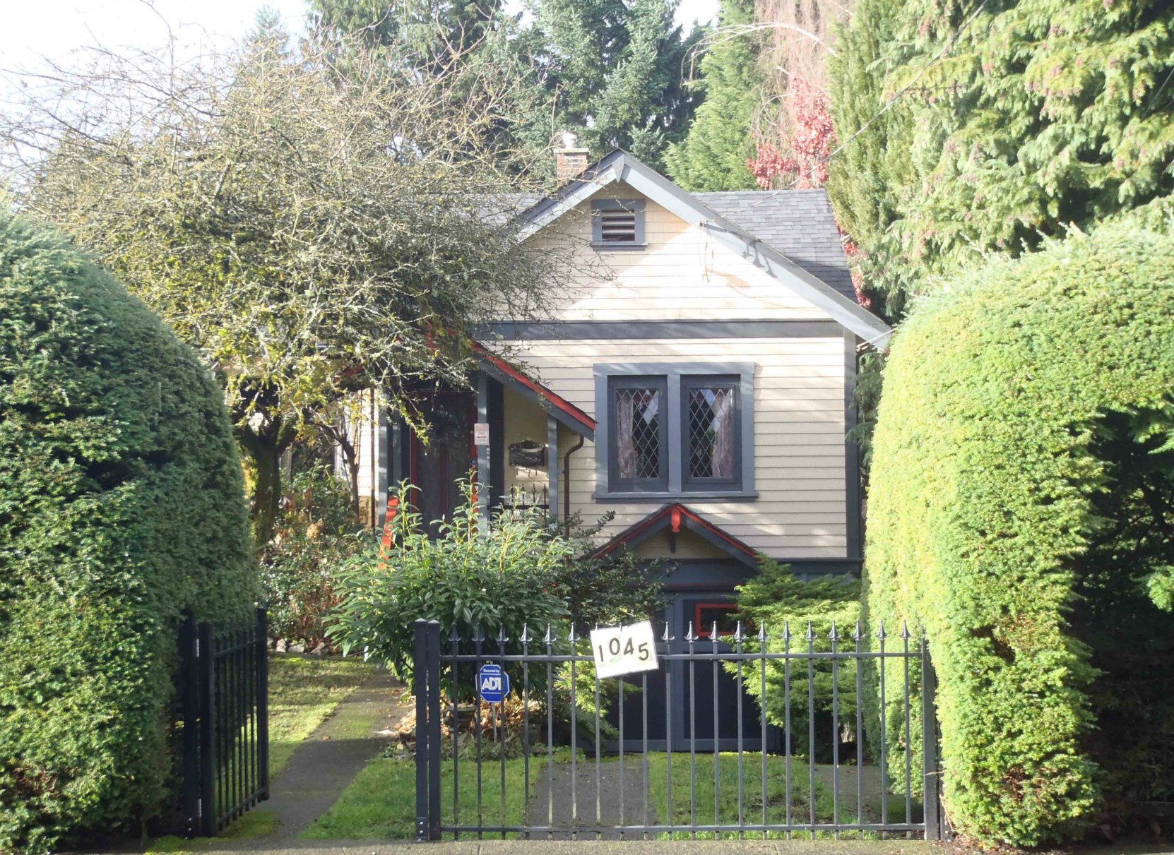 1045 Holmes Street, Duncan, B.C.