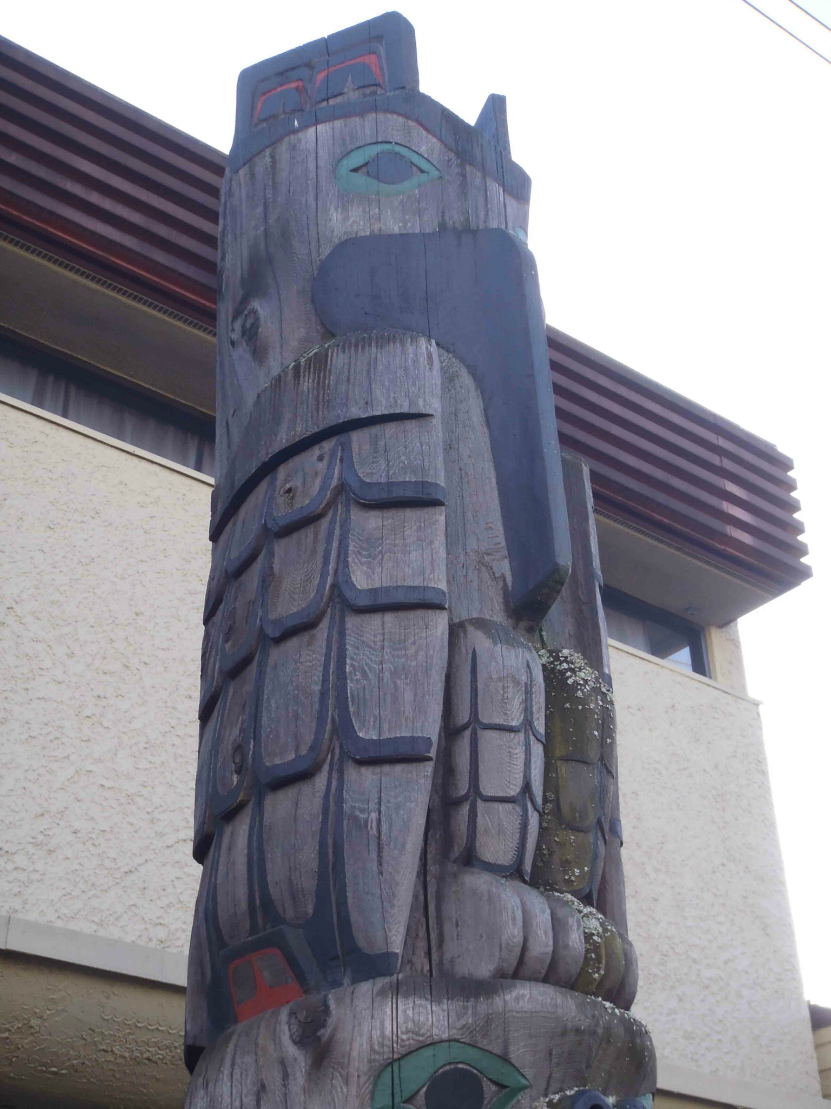 Air and the Land, Raven figure, Station Street near Government Street