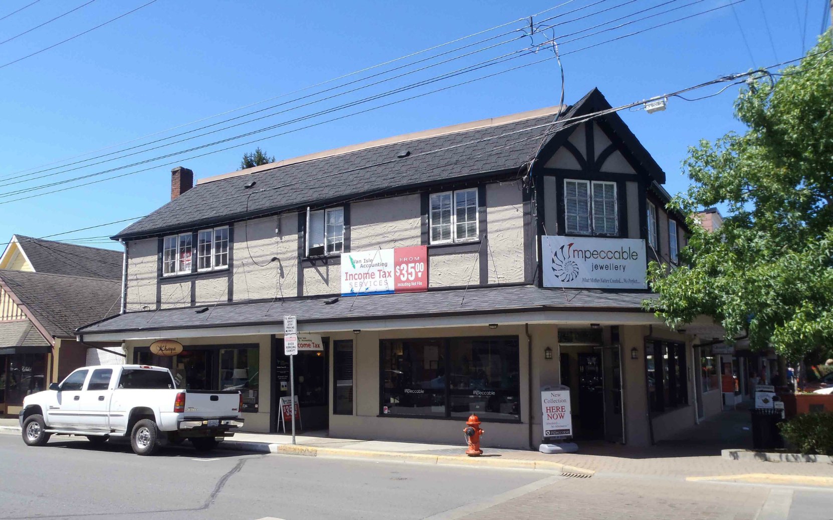 211 Craig Street. Built in 1929 by architect Douglas James for James C. Wragg