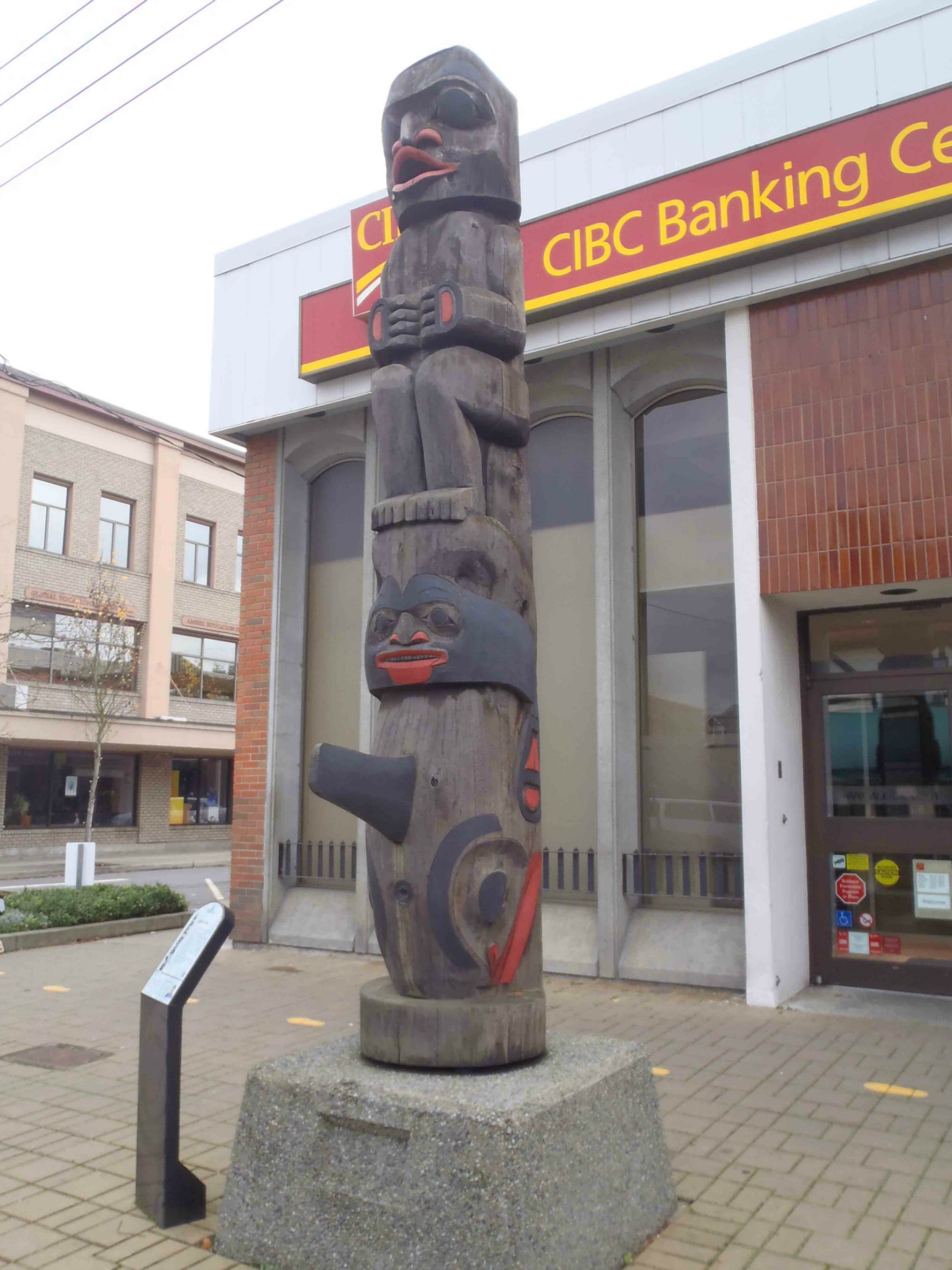 Harvest Time totem pole, Station Street and Craig Street, Duncan, B.C.