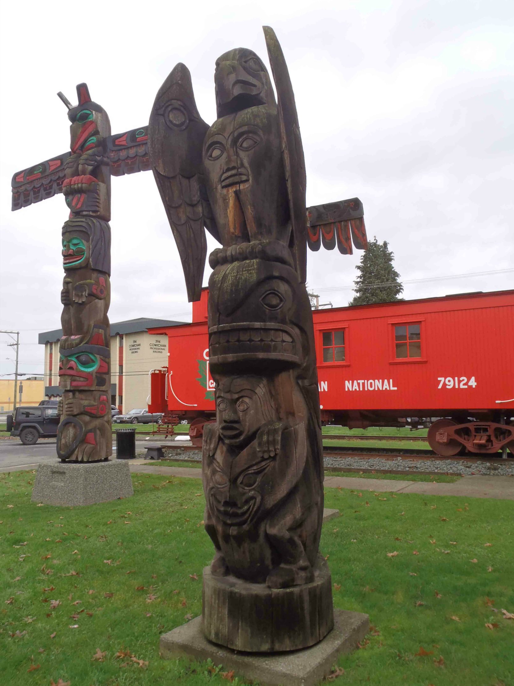 Transformation totem pole - Canada Avenue, Duncan