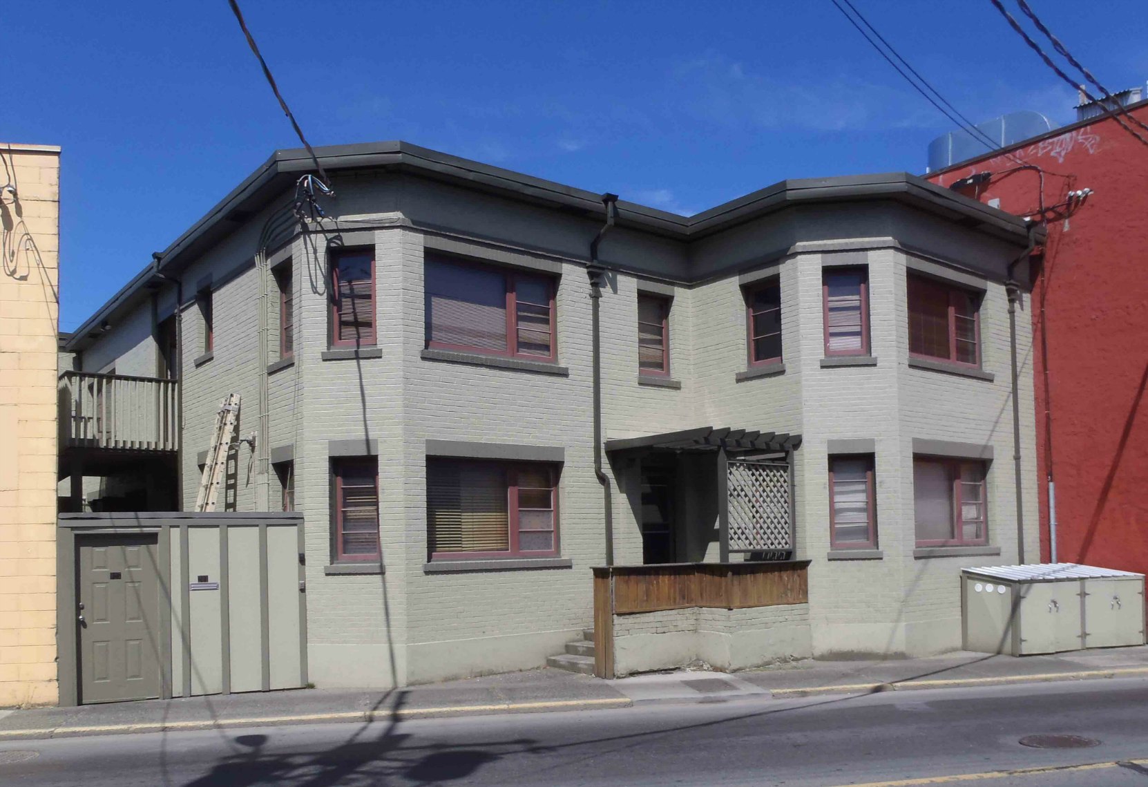 Wragg Building, 127 Government Street. Built in 1940 by contractor Edward Lee for James C. Wragg.