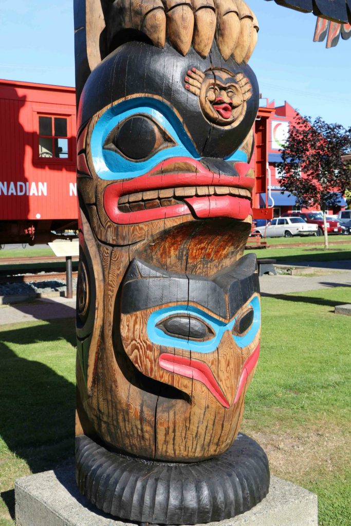 The Feast - Killer Whale figure - Canada Avenue and Kenneth Street